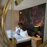 Gruber's Dahuam Apartamento *